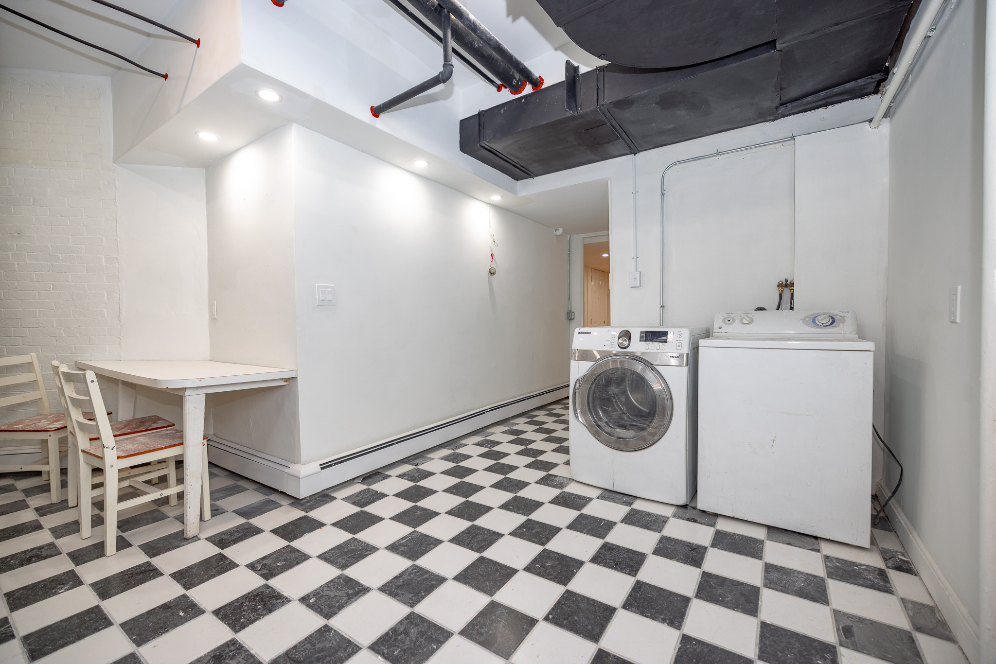 306 Commonwealth Ave, Back Bay