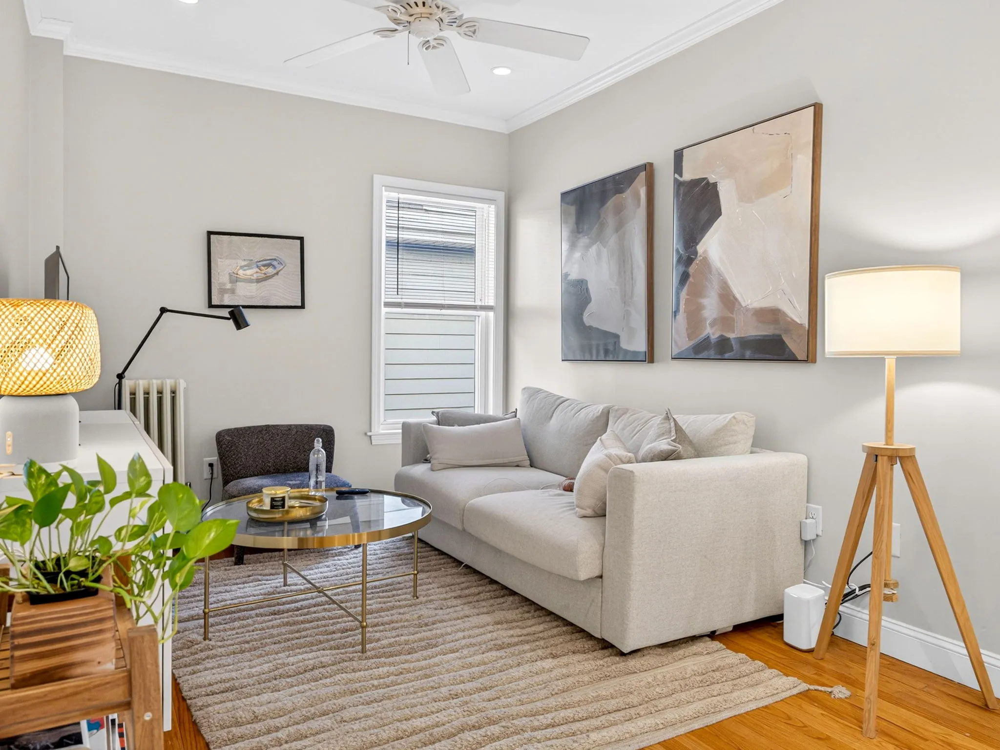 1576 Cambridge St, Mid-Cambridge