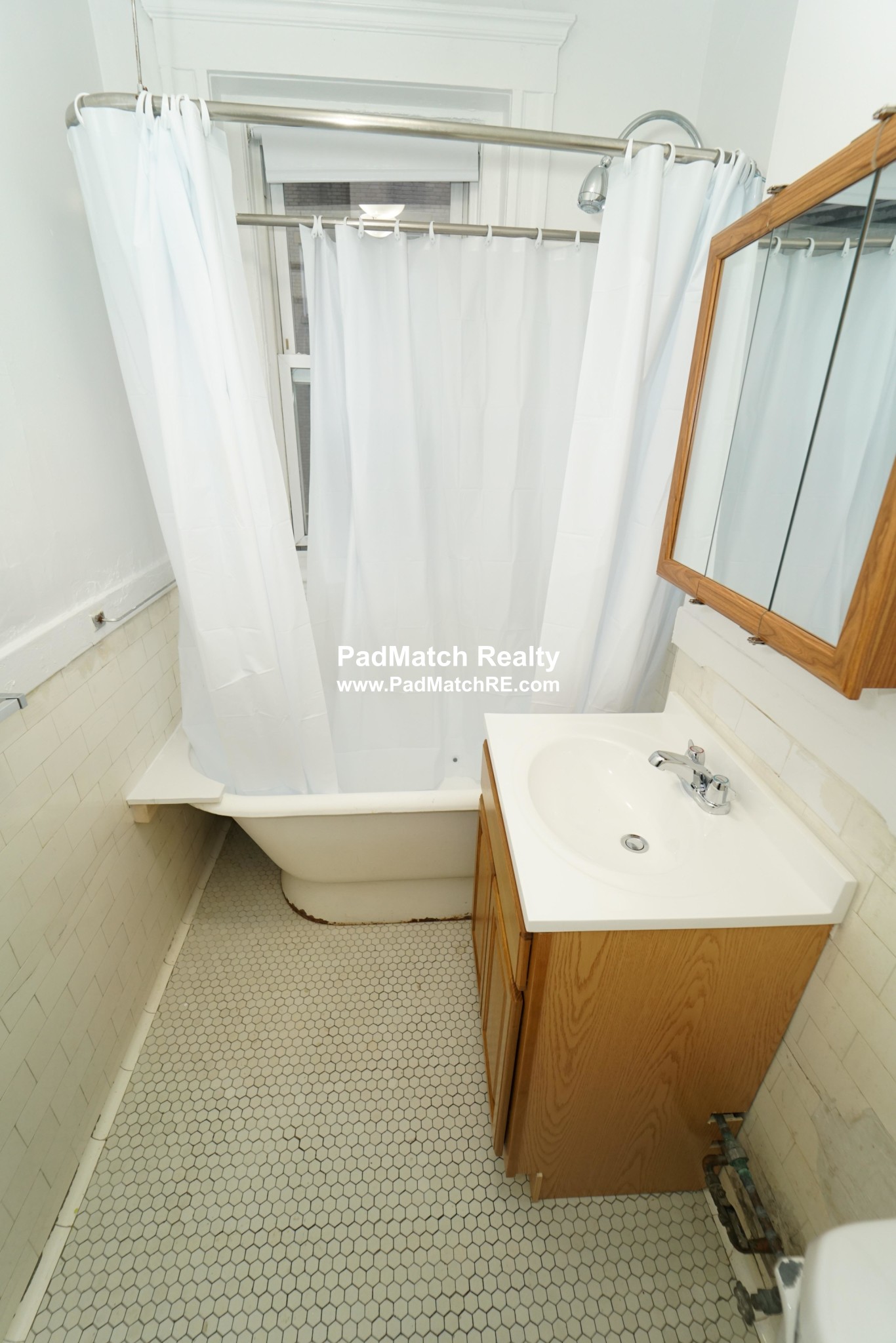 1179 Boylston St, Fenway