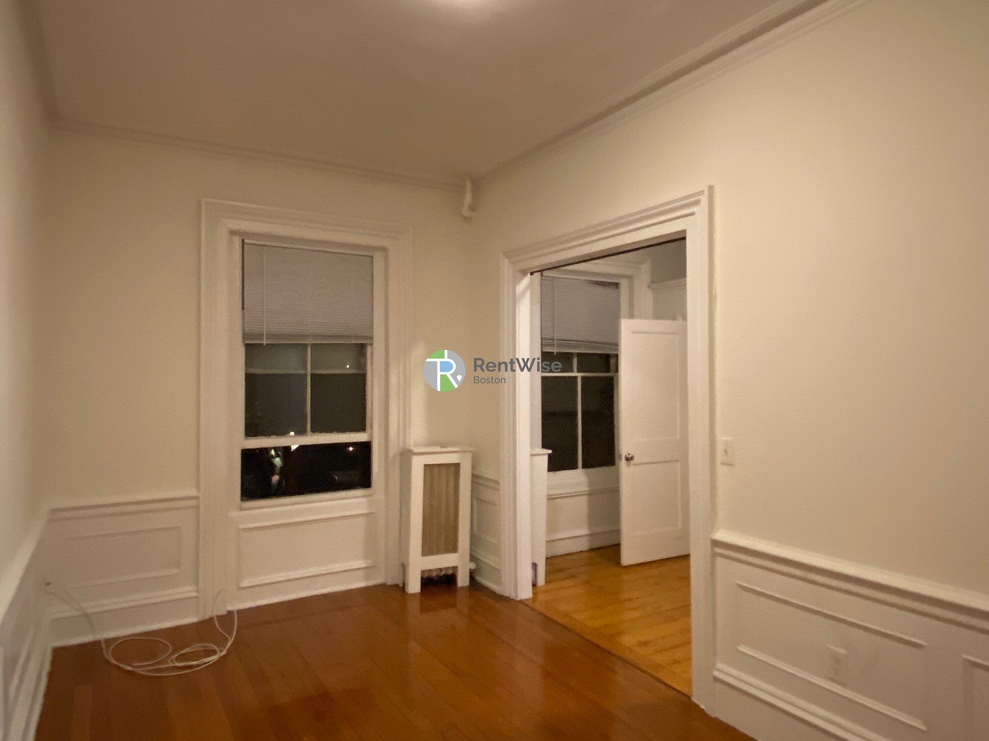 92 Charles St, Beacon Hill