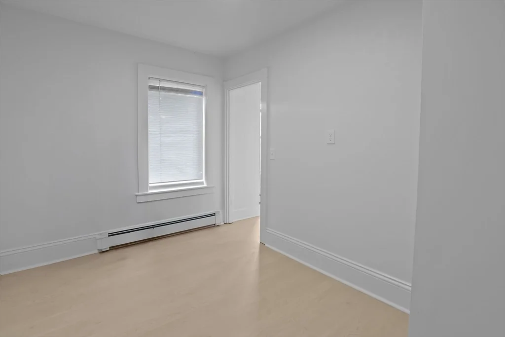 6 Coffin Avenue Ct, New Bedford