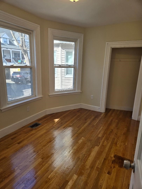 55 Rockland Av, Malden