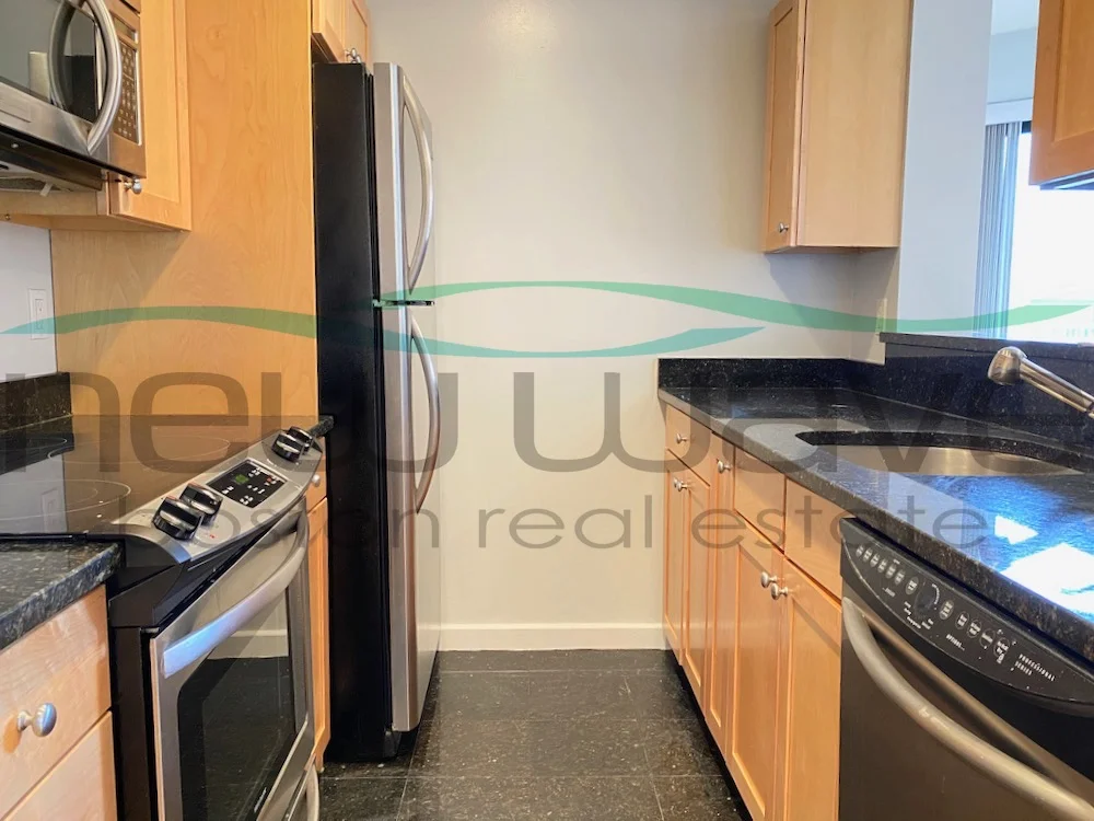 1661 Washington, South End