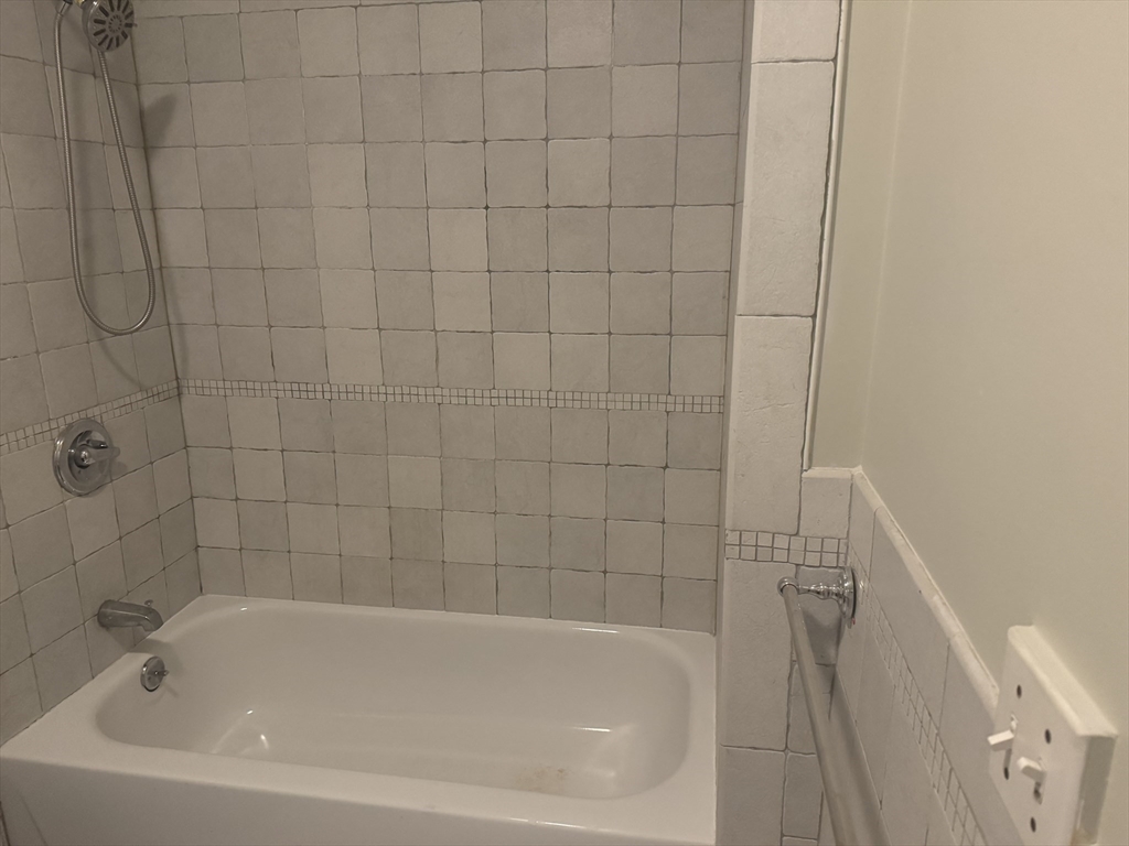 26 Brookview St, Dorchester