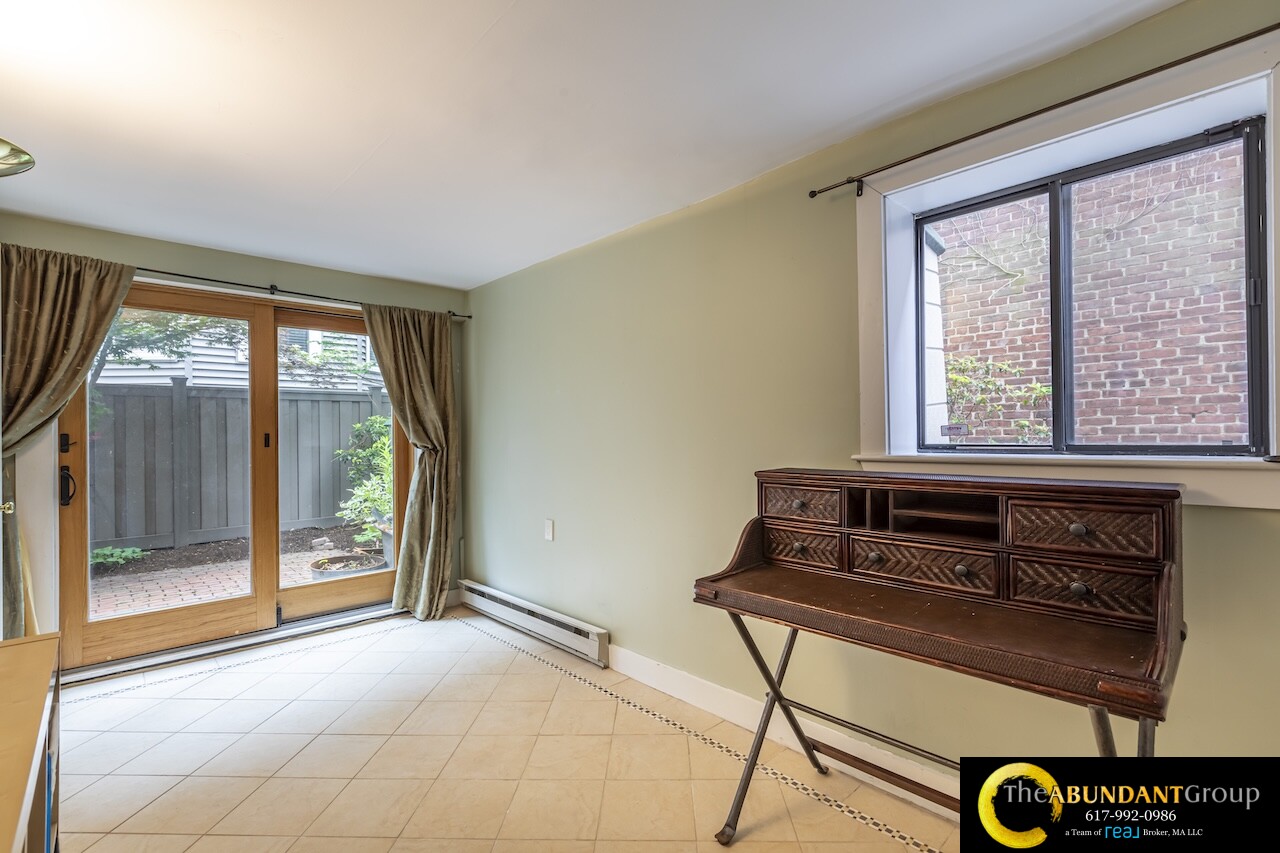 54 Trowbridge St, Mid-Cambridge