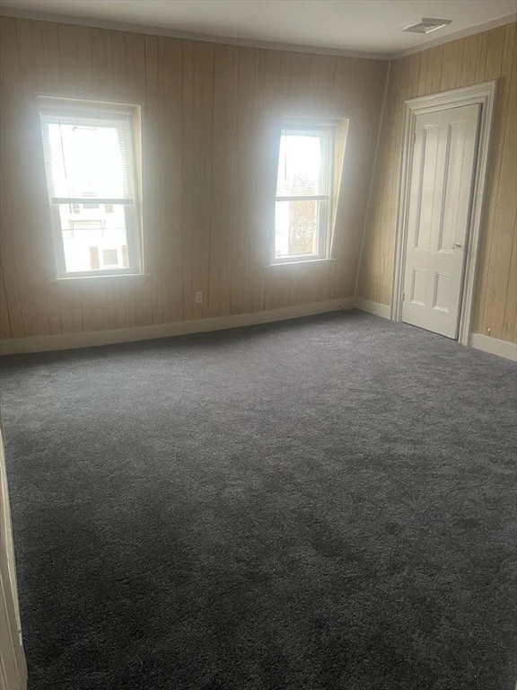 123 Smith St, Fall River