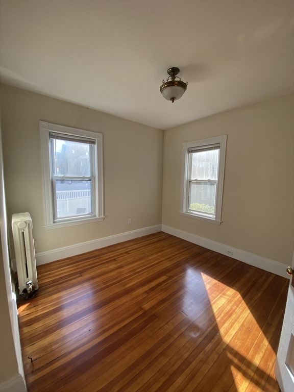 37-39 Belknap St, West Somerville