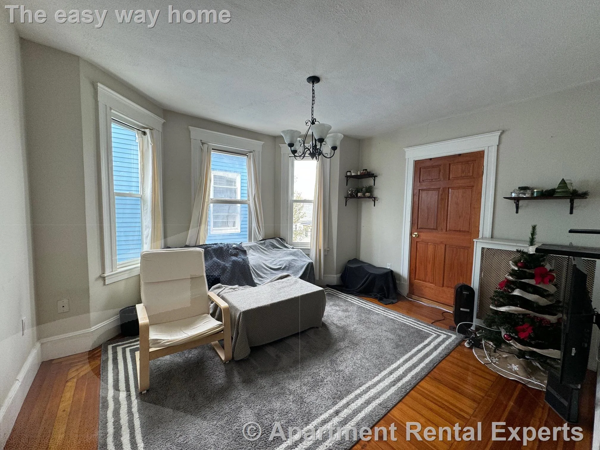 33-35 Magnus Ave, Ward Two