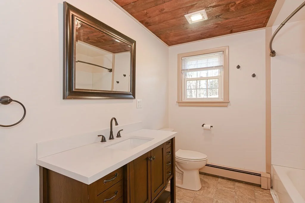 110 Oswego, Bellingham