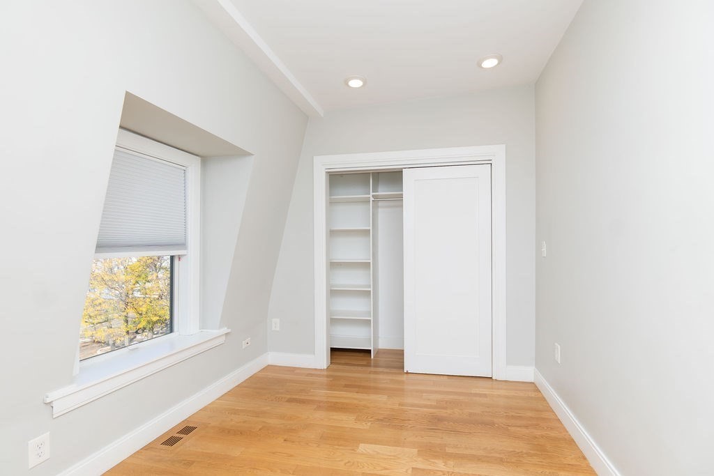 53 Lexington St, Eagle Hill