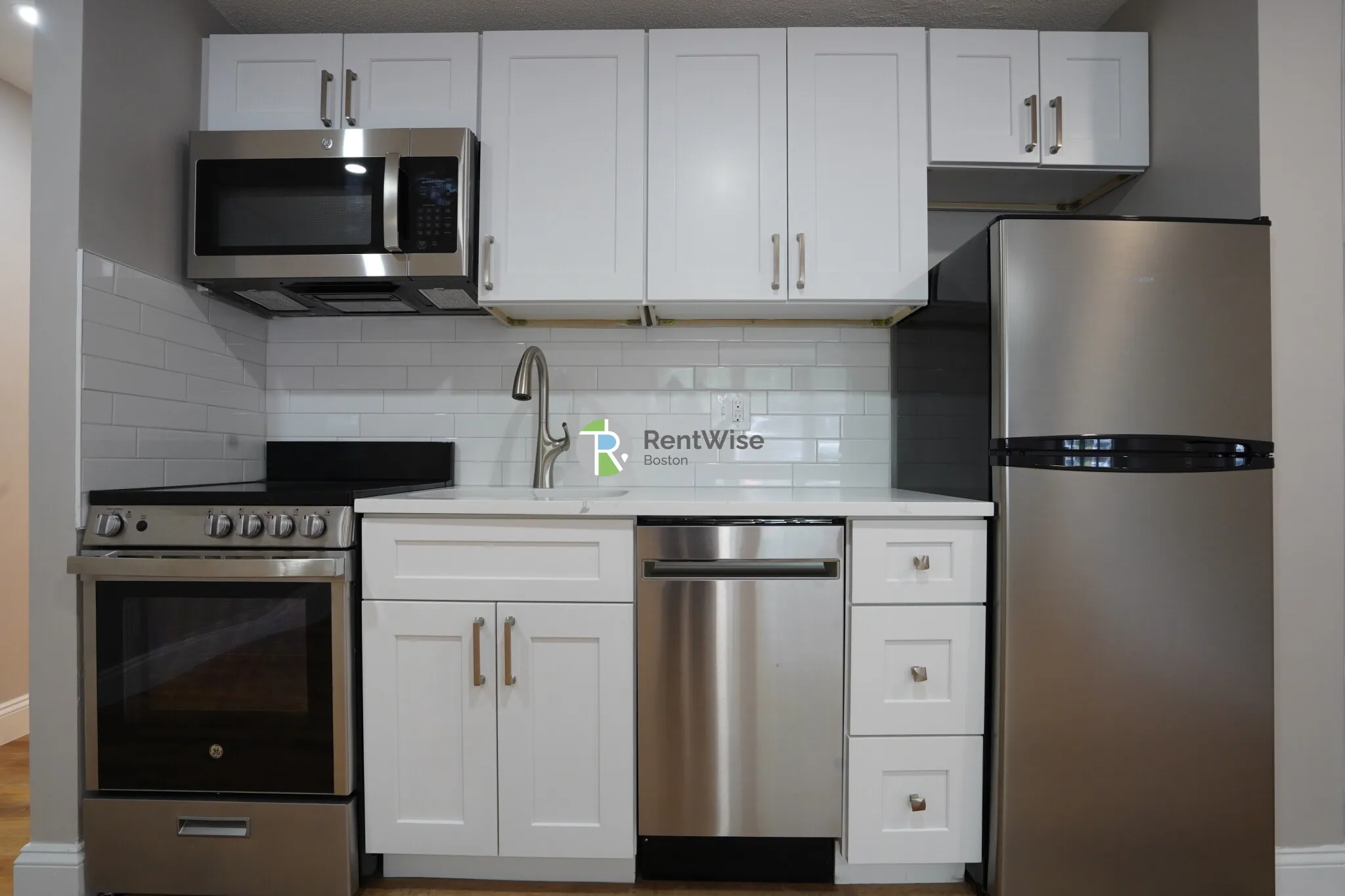 77 Mason Ter, Corey Hill