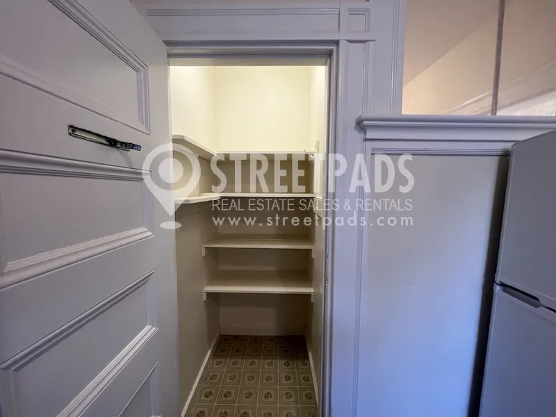 2 Ware St, Mid-Cambridge