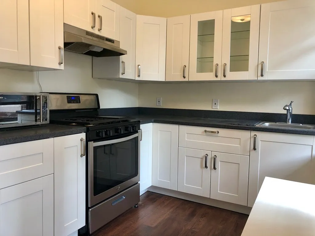 189 Chestnut Hill Ave, Brighton