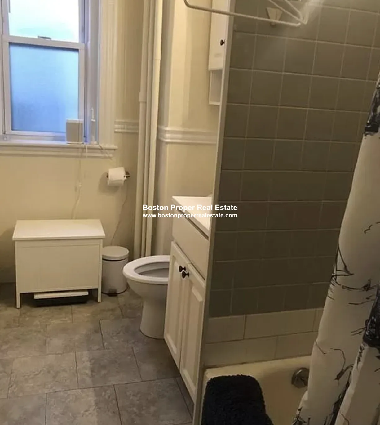 360 Riverway, Mission Hill