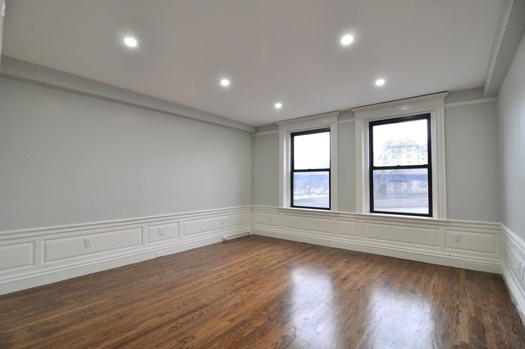 2 bed, 2 bath apartment for rent at 464 Commonwealth Ave Unit 25, Fenway — photo 2 of 11