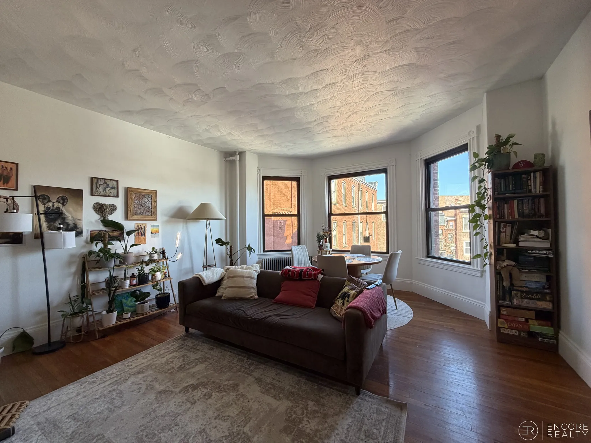 16 Davis Ave, Emerson Gardens