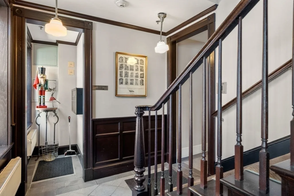 39 Clarendon St, South End