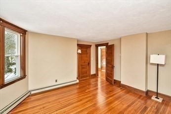 235 Fairmount Ave, Hyde Park