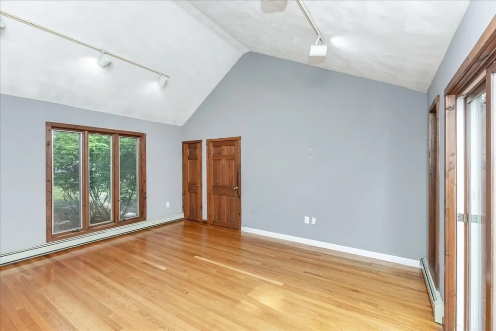 17 Boulder Rd, North Lexington