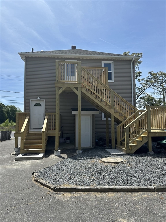 38 Taunton Ave, Seekonk