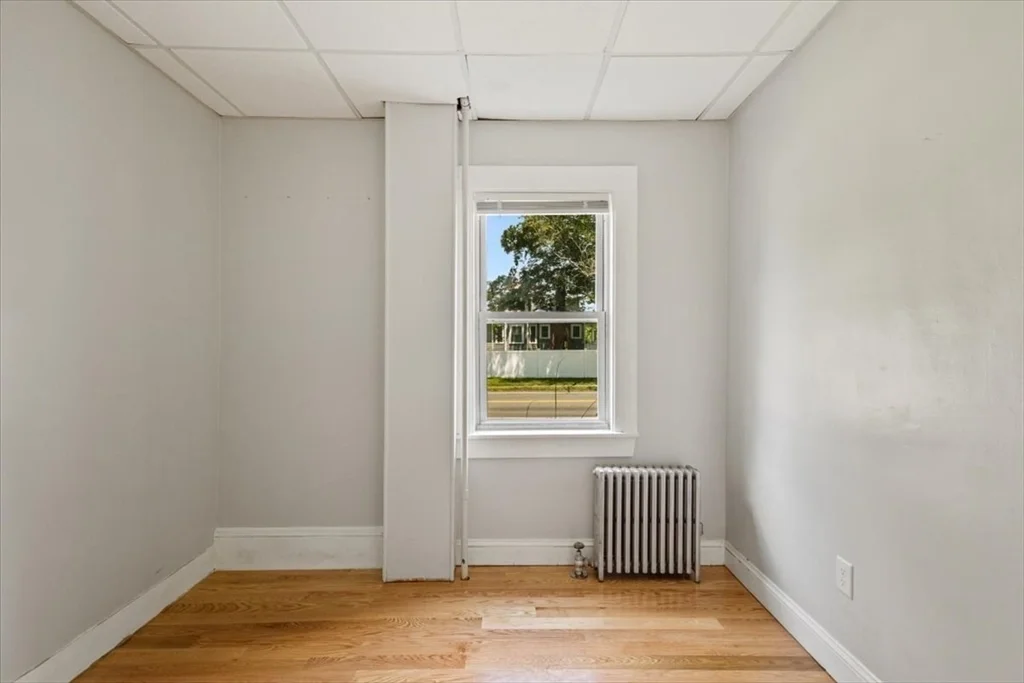 254 N Elm St U1, West Bridgewater