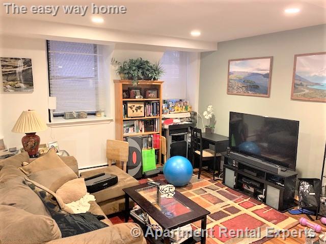 38-40 Saint Botolph St, Back Bay