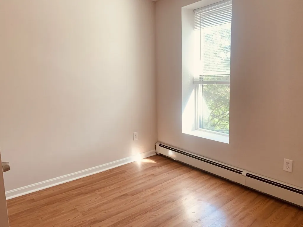 92 Hammond St, South End