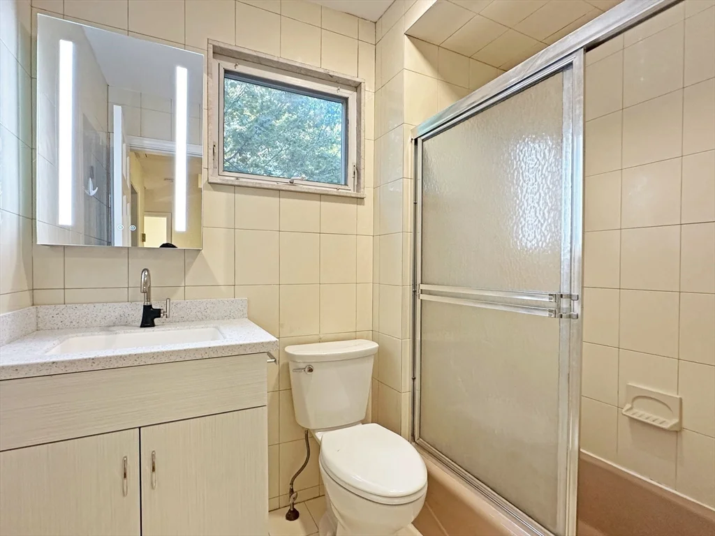 47 Eddy St, West Newton