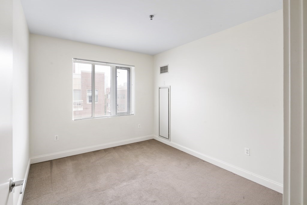 17 Otis St, East Cambridge