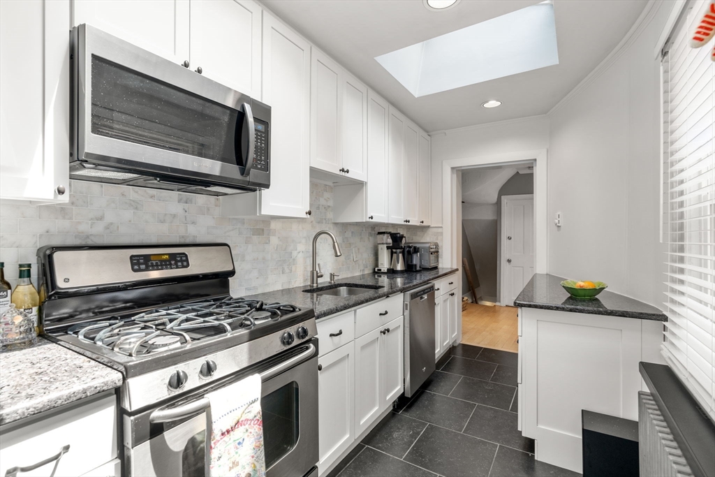 8 Melrose St, Back Bay