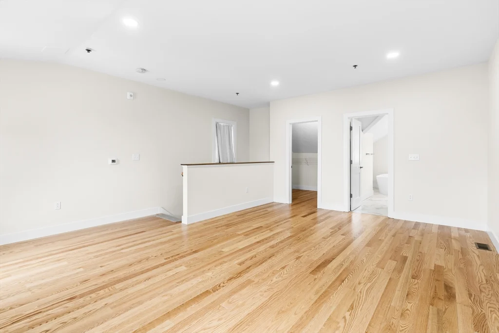 188 Quincy Ave, Quincy