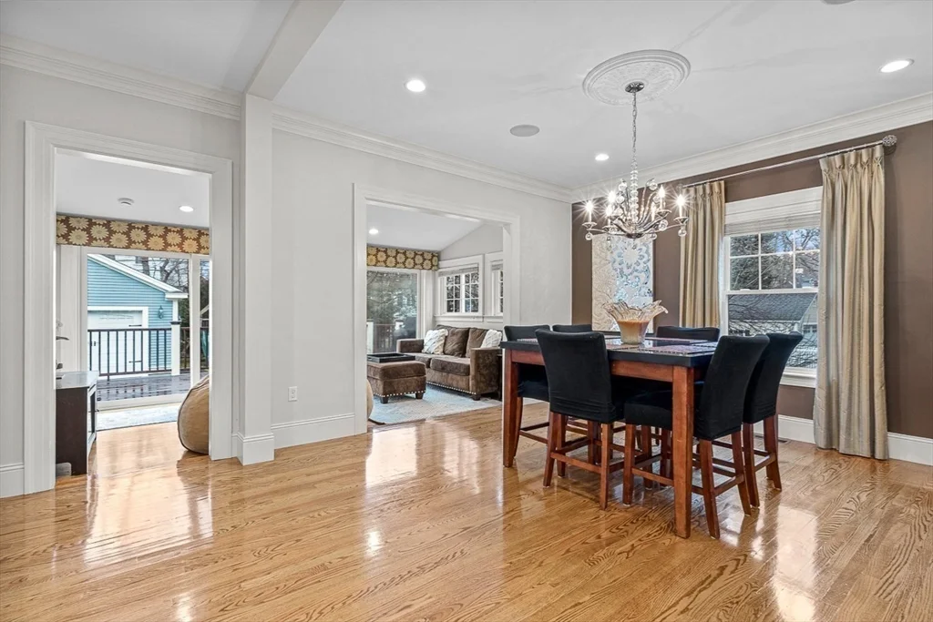 34 Glen Rd, Winchester