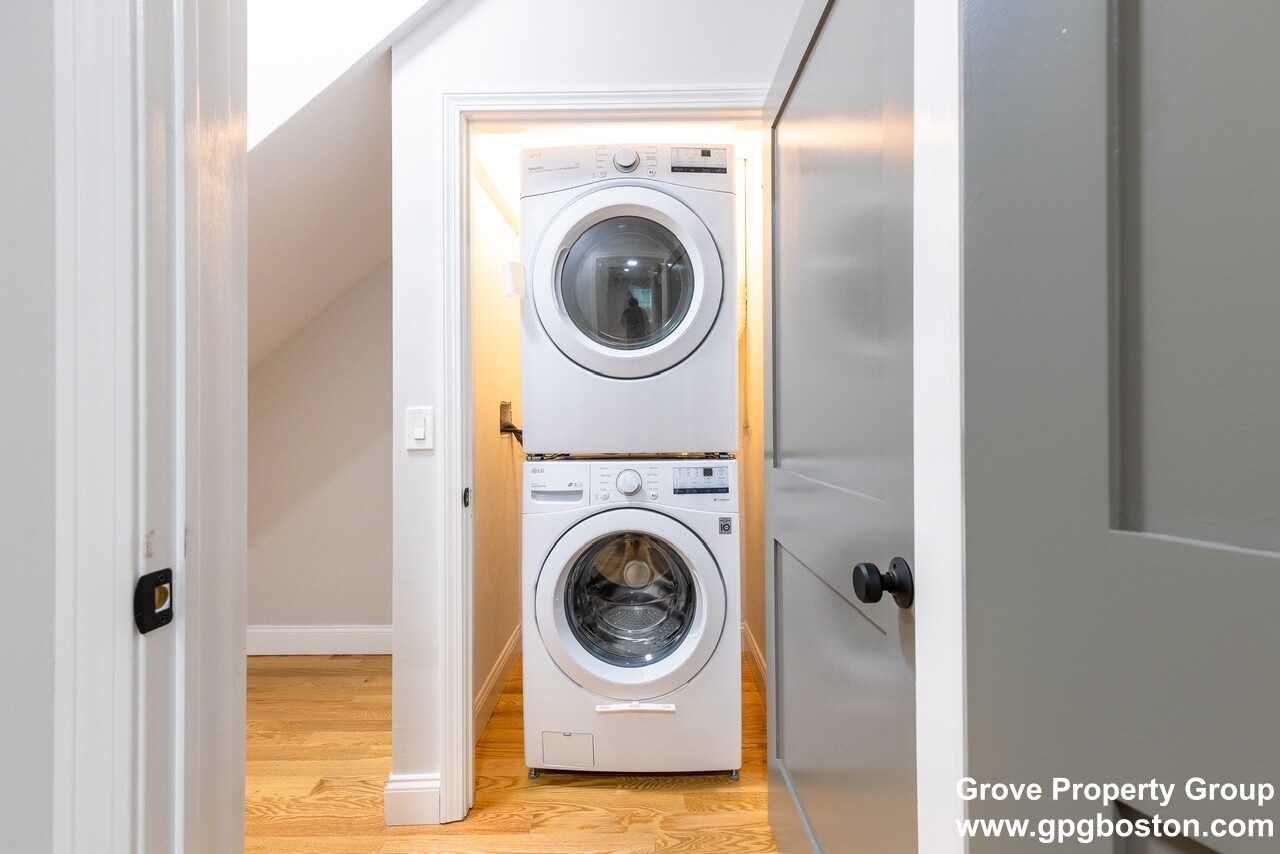 466 East 7th St, South Boston