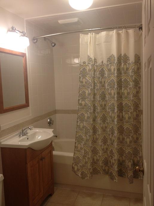 1 split bed, 1 bath apartment for rent at 466 Commonwealth Ave Unit 703, Back Bay — photo 2 of 9