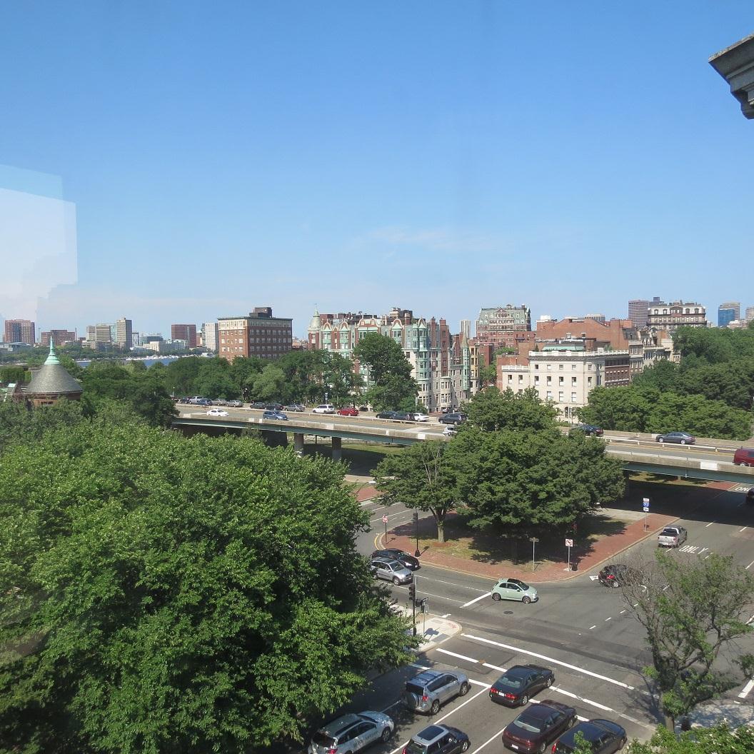 1 split bed, 1 bath apartment for rent at 466 Commonwealth Ave Unit 703, Back Bay — photo 3 of 9