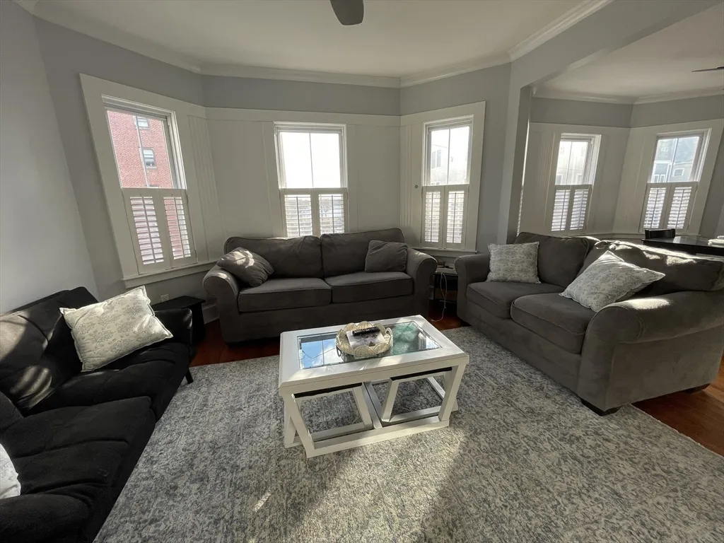 472 East 8th St, South Boston