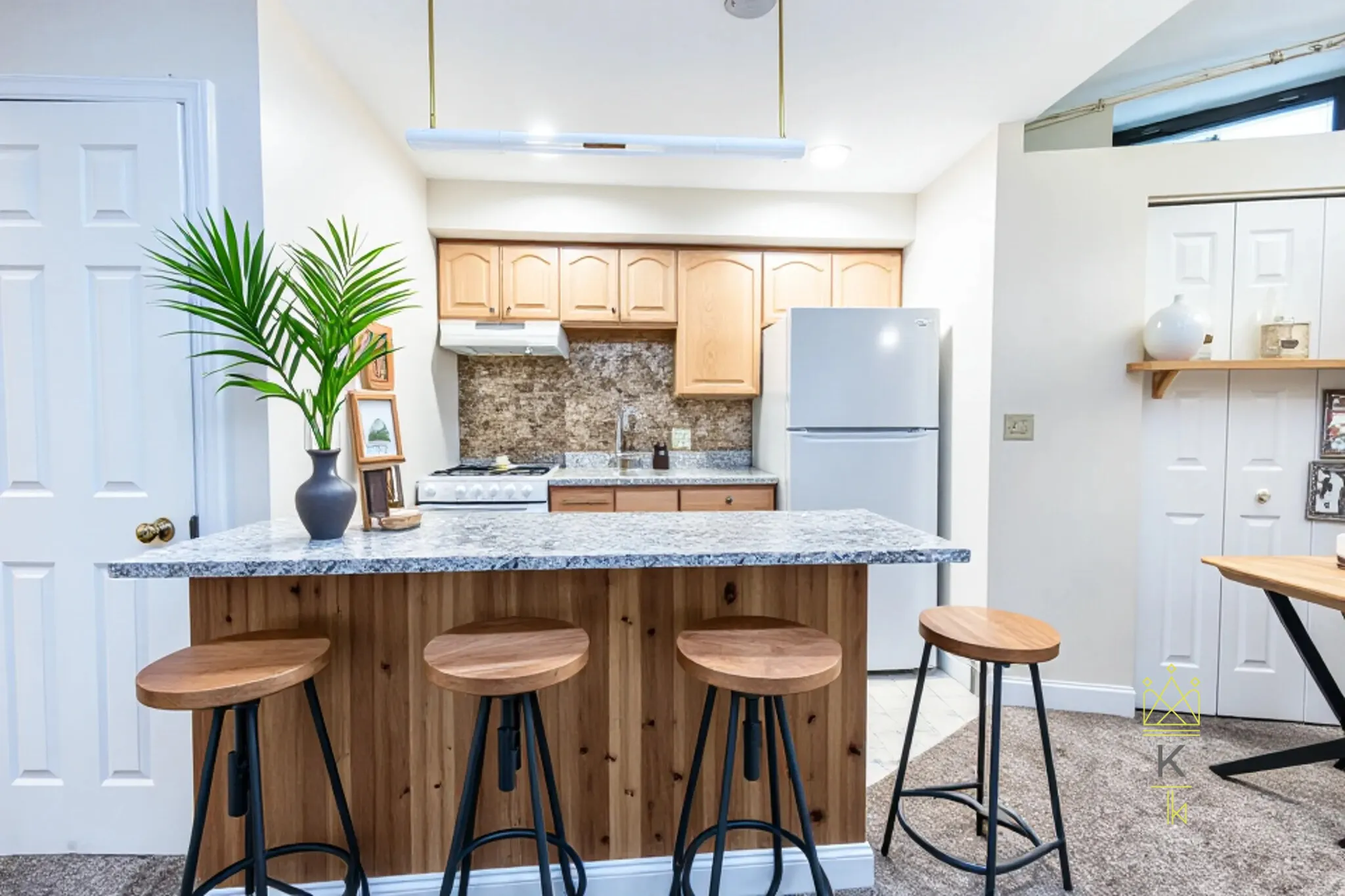 1100 Beacon St, Brookline