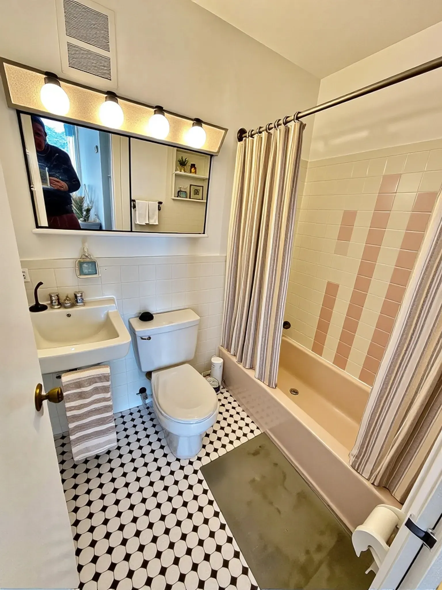 95 Sutherland Rd, Brighton