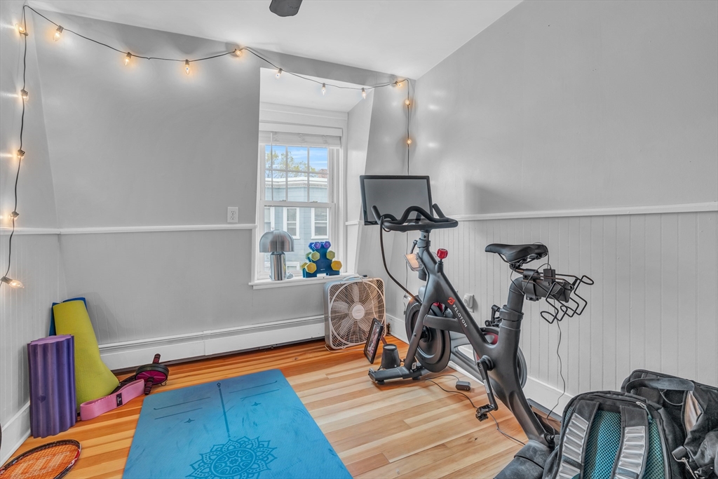 210 W 8th, South Boston