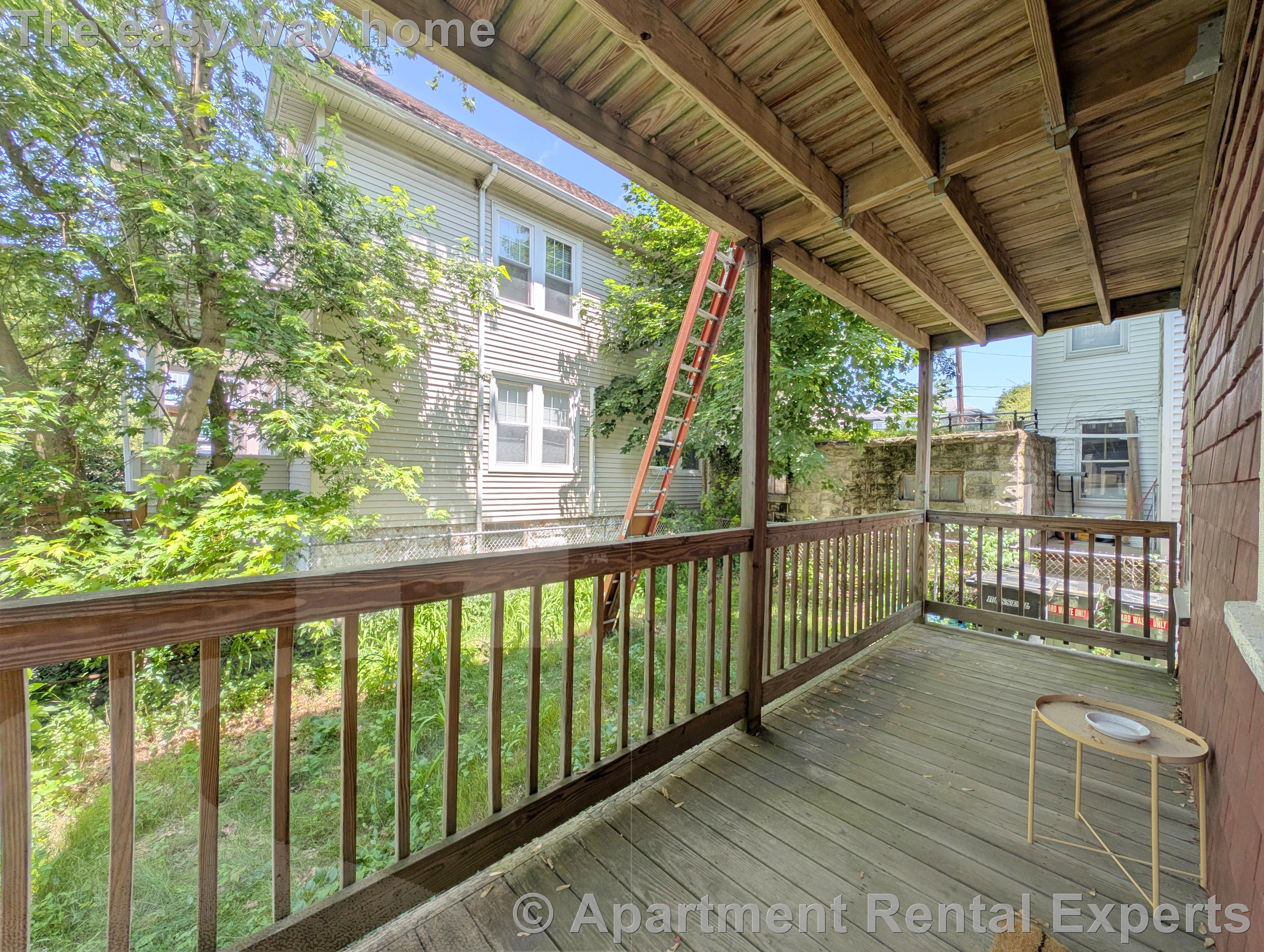 79 Conwell Ave, Tufts