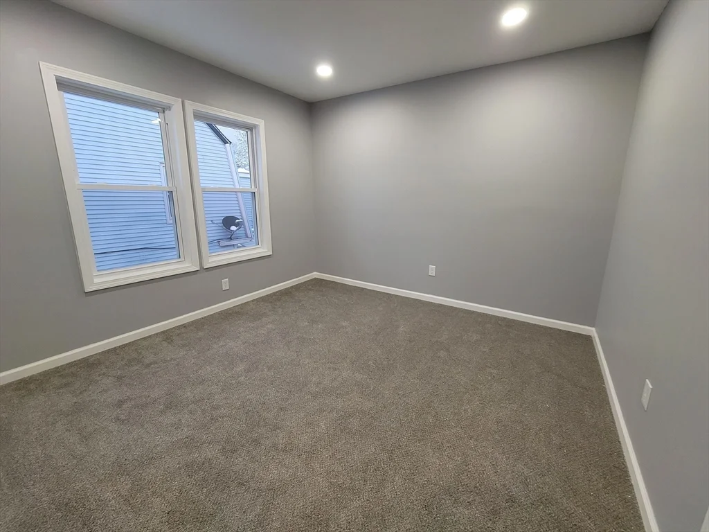 166 Northampton Ave, Springfield