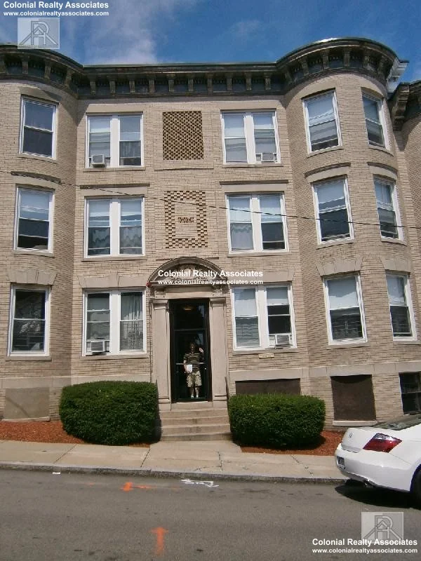 11 Mount Hood Rd, Brighton