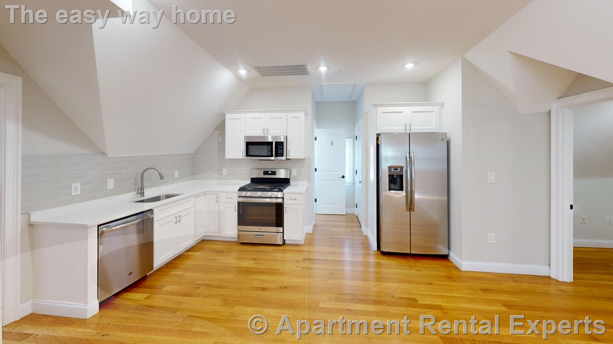 62 Gordon St, Allston
