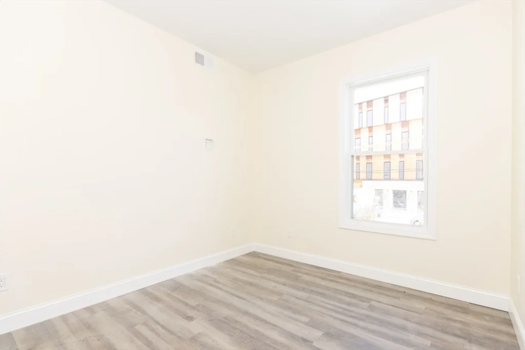 2 French Ter, Mission Hill