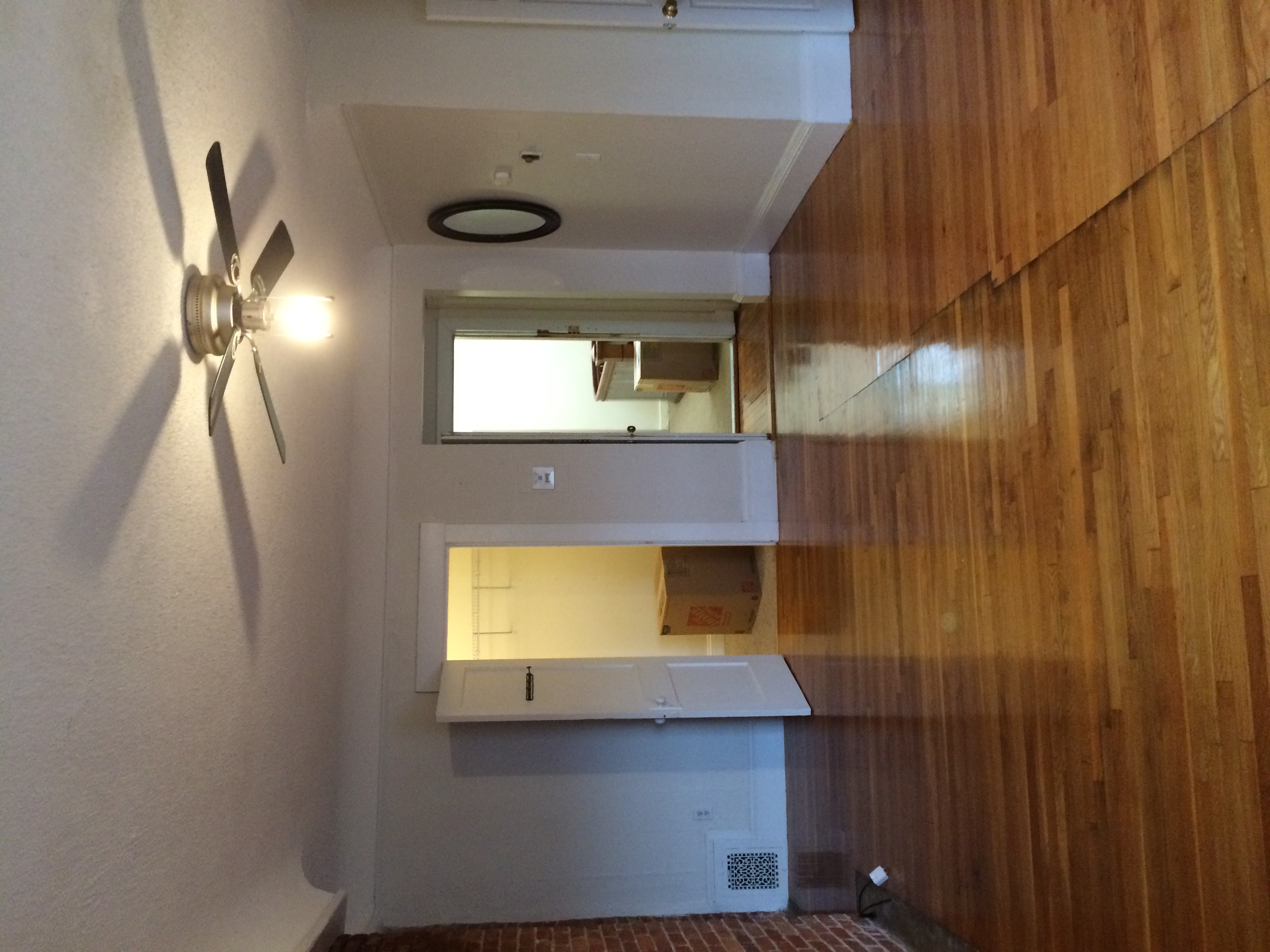 Studio bed, 1 bath apartment for rent at 467 Commonwealth Ave Unit 7, Fenway — photo 2 of 5
