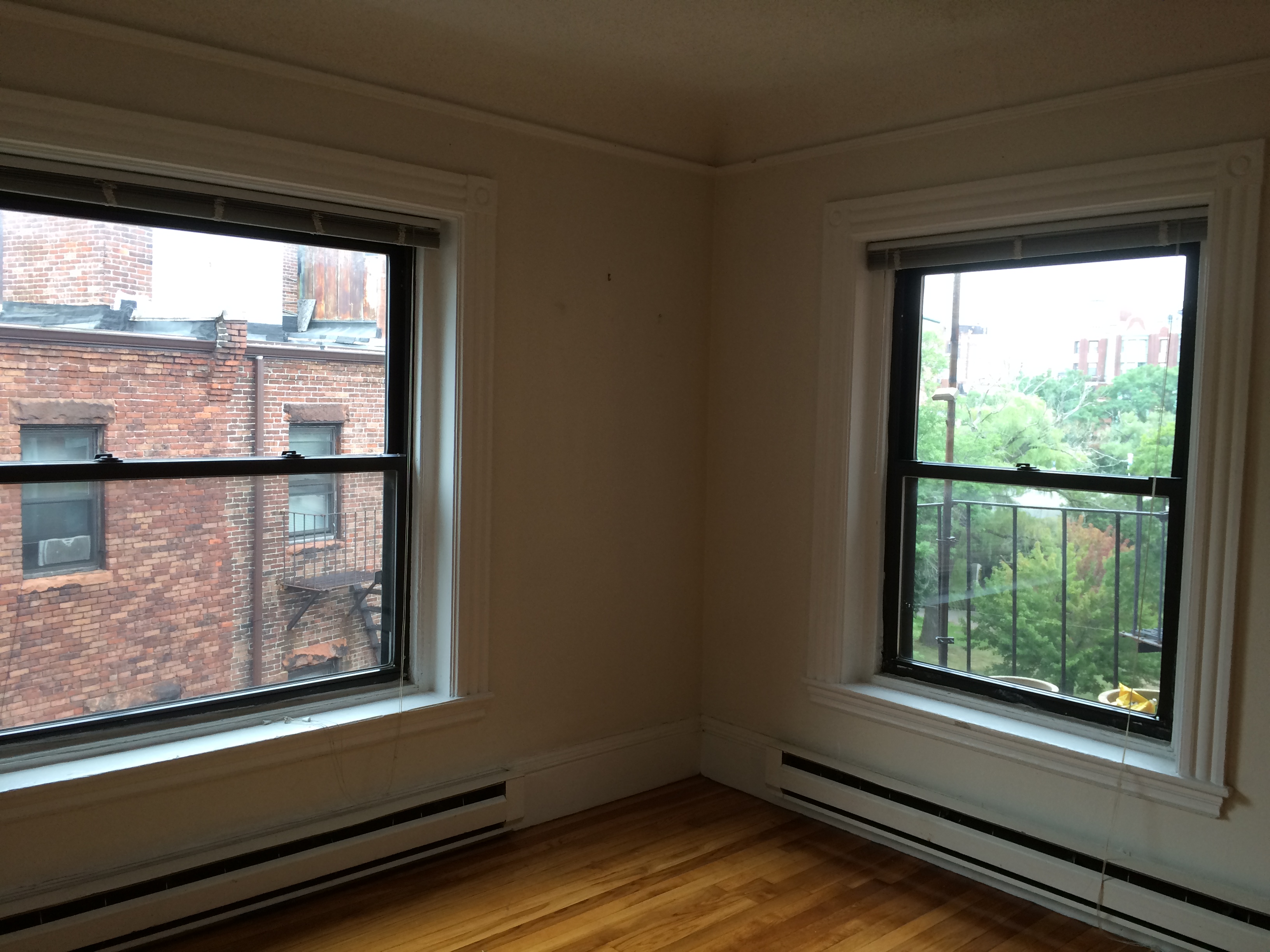 Studio bed, 1 bath apartment for rent at 467 Commonwealth Ave Unit 7, Fenway — photo 1 of 5