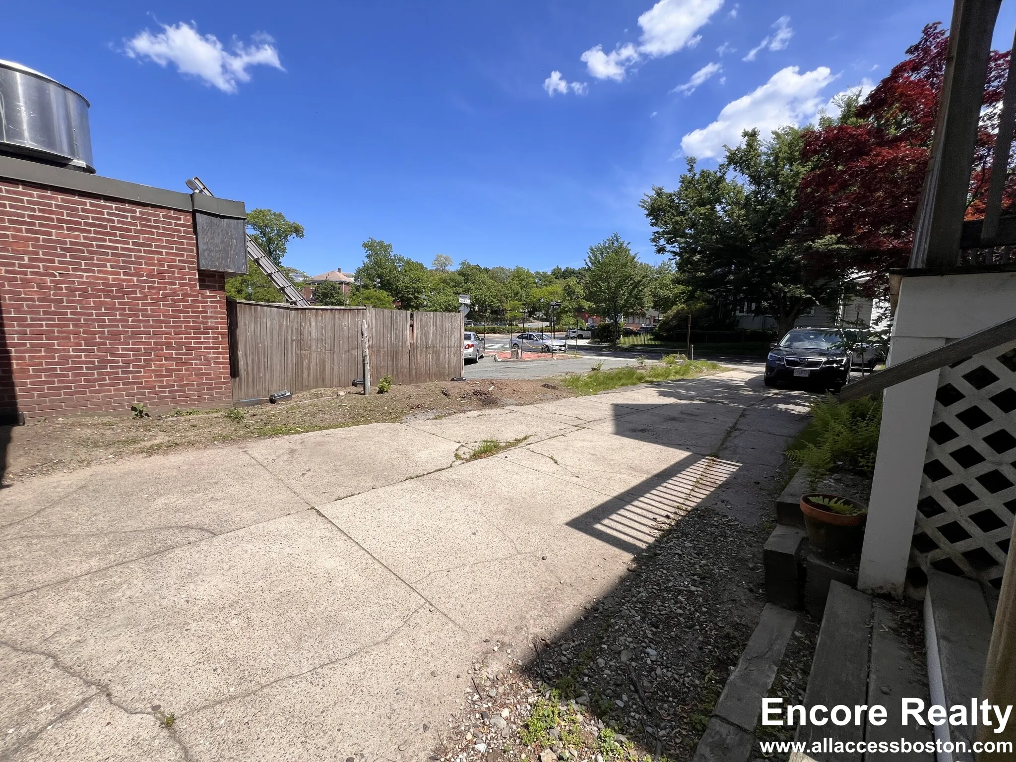 9 Kenwood St, North Brookline