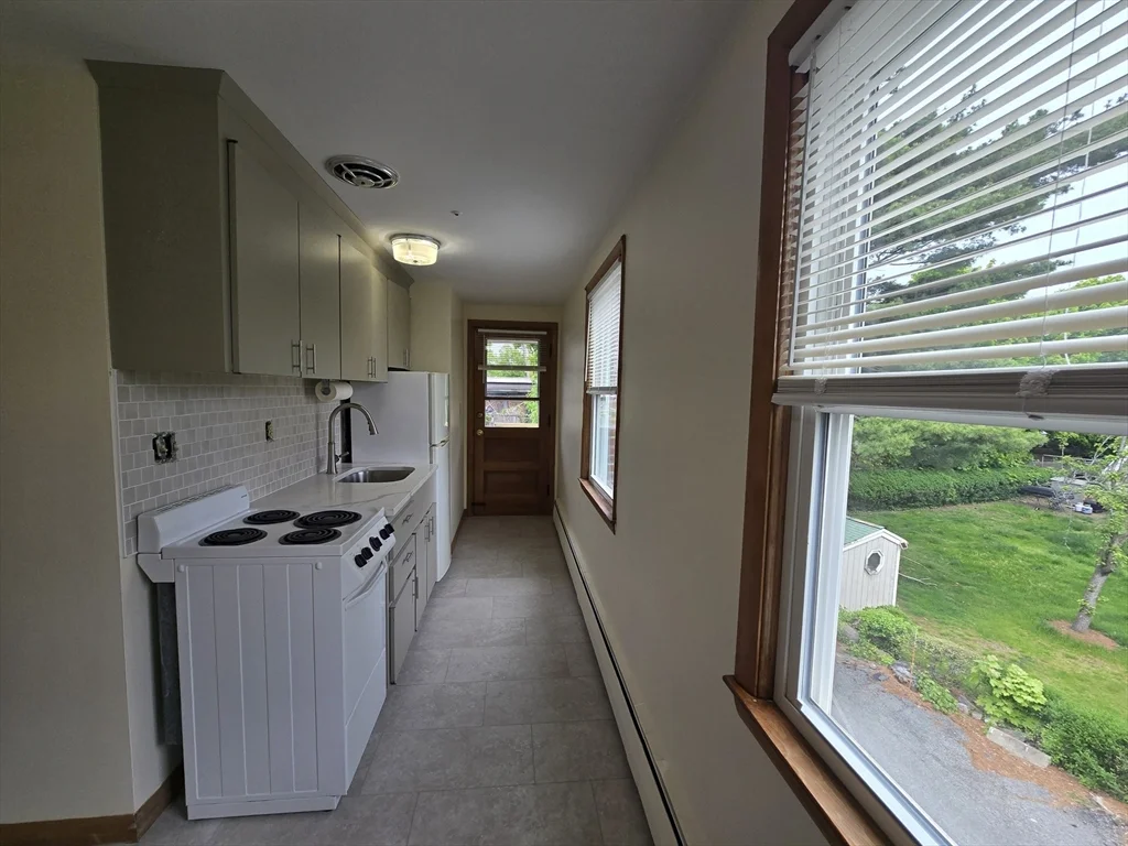 11 Guild St, Quincy