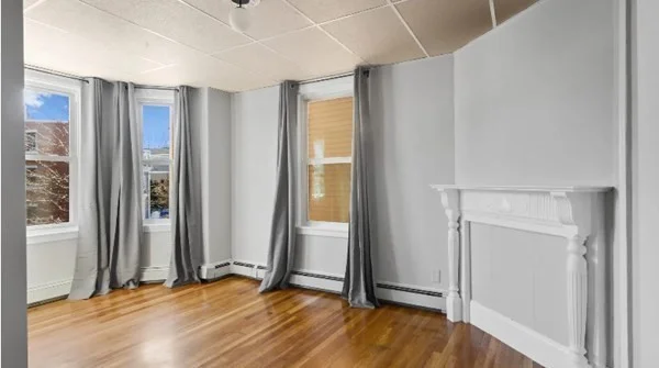 823 Dorchester Ave, Dorchester