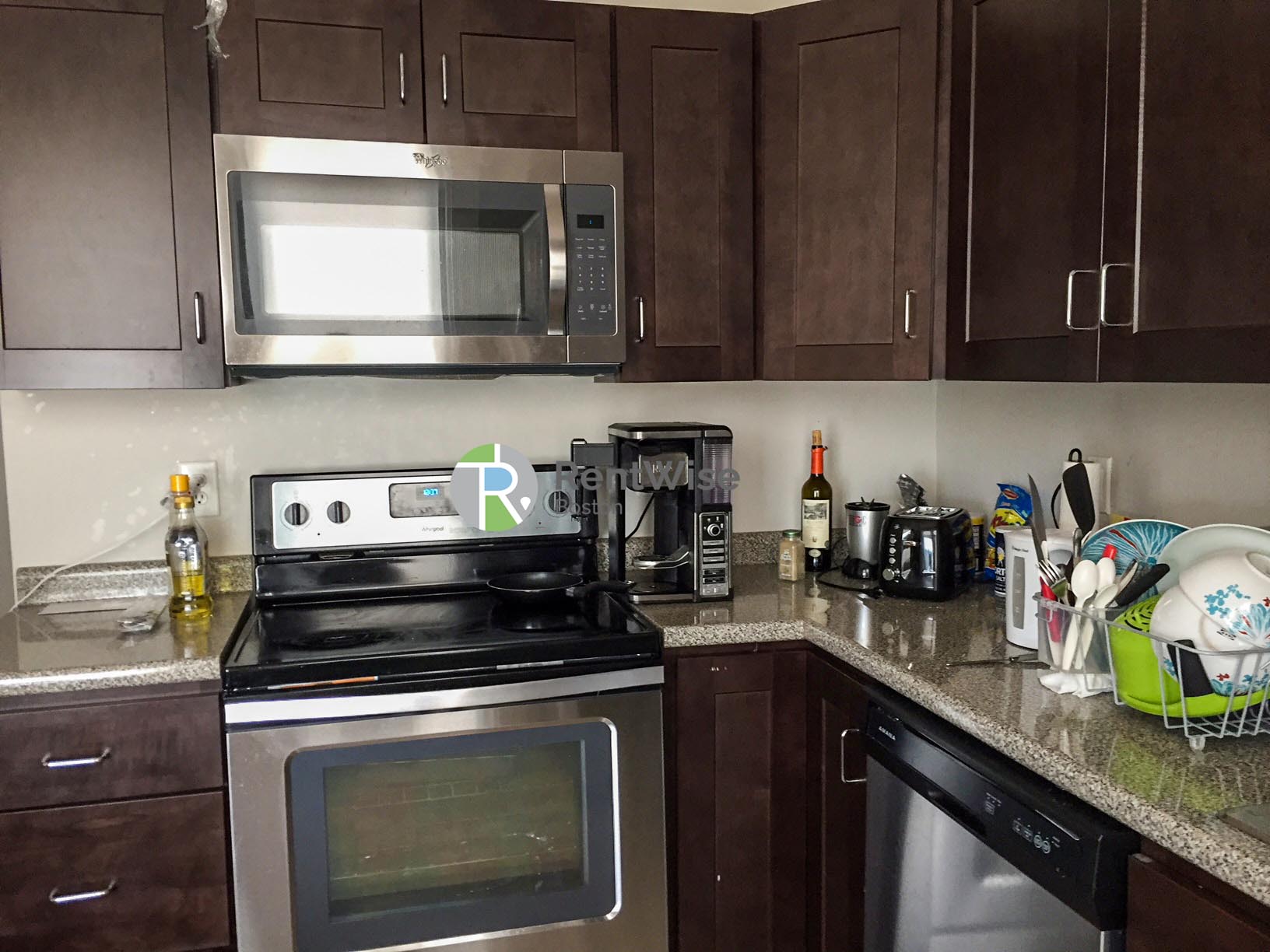 172 Bigelow St, Oak Square